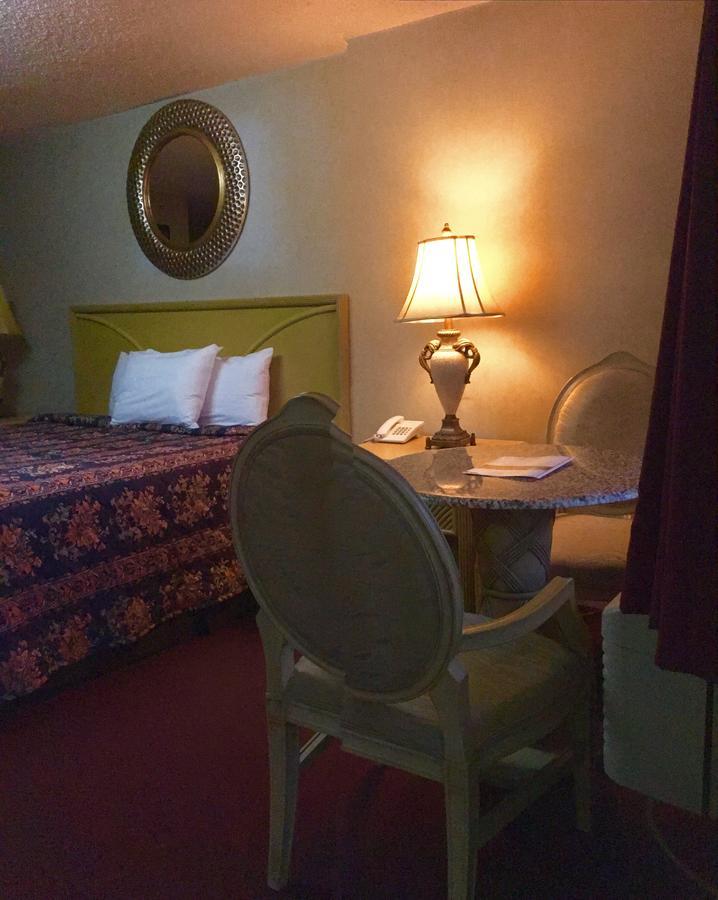 Scottish Inn & Suites Absecon Galloway Bagian luar foto
