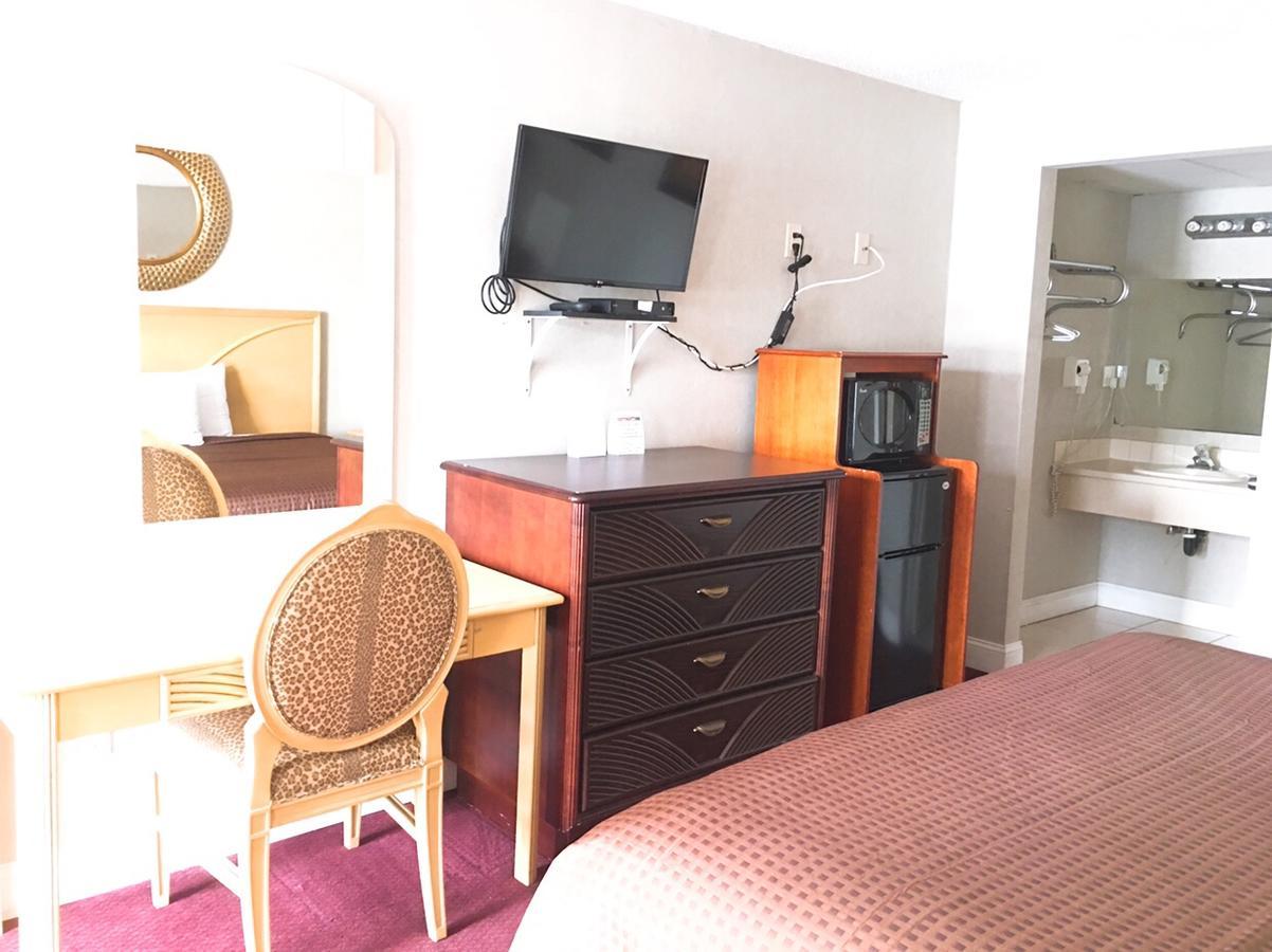 Scottish Inn & Suites Absecon Galloway Bagian luar foto